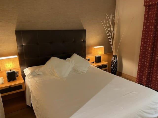 Coto Real Hotell Rábade Exteriör bild